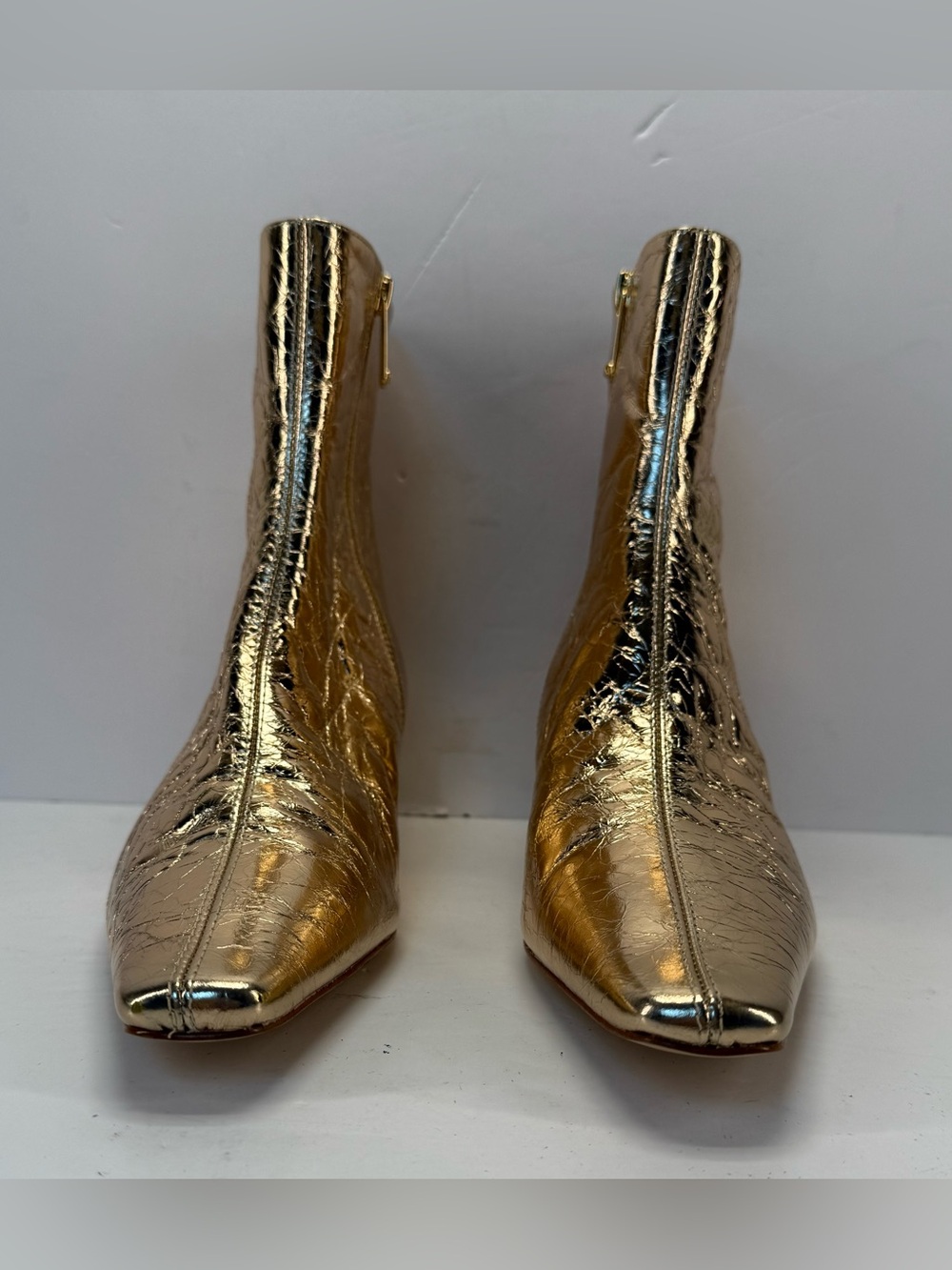 Michael Kors Crinkled Metallic Gold pointed toe Ankle Booties women’s size 6.5 - Picture 5 of 16